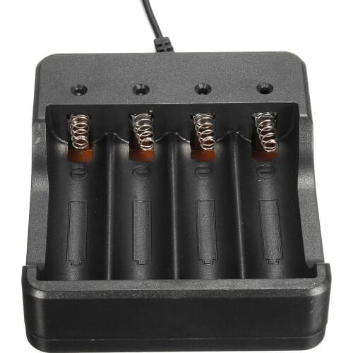 SOONHUA Battery Charger 4 Slots Battery Chargers Muti-Protection Charger For 3.7V 18650 Rechargeable Batteries