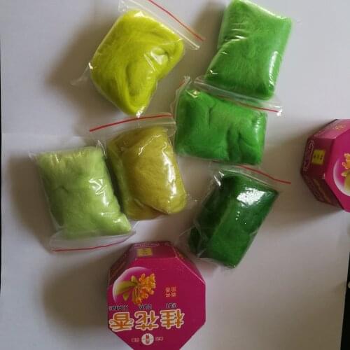 New 60g MERINO Woodland Green Shades Dyed Wool Tops Roving For Needle Felting