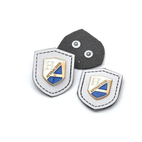 20pcs/lot white PU leather Badges sew on label metal gold logo design jeans Denim sportswear free shipping PLB-046