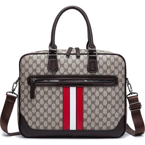 2021 new briefcase mens leisure square mens bag European and American fashion portable one shoulder business computer bag