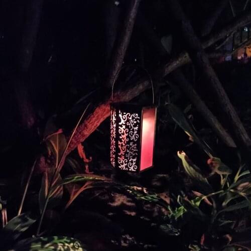 Retro Solar Wrought Iron Hollow Auspicious Cloud Pattern LED Garden Hanging Lantern Outdoor Landscape Decorative Lighting Lamp