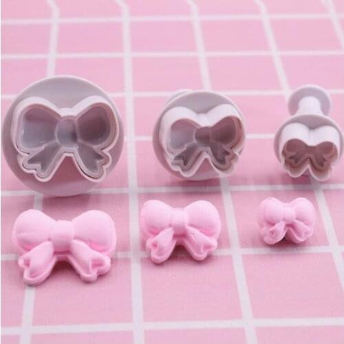 3pcs/set DIY Bow Knot Ties Bakeware Cookie Plunger Cutter Molds Embossed Stamp For Fondant Cake Biscuit Decorating Tool