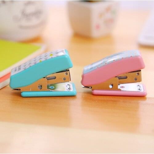 Mini Stapler 24/6 Plastic Stationery Set Kawaii Stapler Paper Office Accessories Mini Binder Stationary Wholesale price