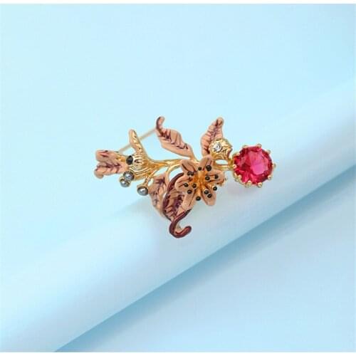 New creative plant series brown enamel flower brooch personality trend wild niche design pin female