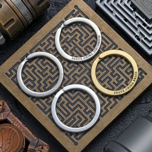 Titanium Keyring Brass Zirconium Stainless Steel Material Key Arc Rings Luxury Car Keychain Buckle for Best Gift High Quality