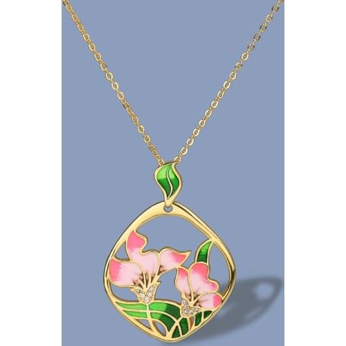 Ladies Yellow Gold Necklace Pink Flowers Elegant Pendant Necklace Pink Epoxy Enamel Ladies Jewelry Elegant Sweater Chain