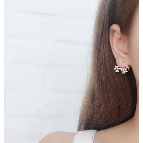 2021 Fashion Lady Temperament Goddess Hypoallergenic Temperament Ice Linghua Earrings Wild High-end Flower Exquisite Earrings