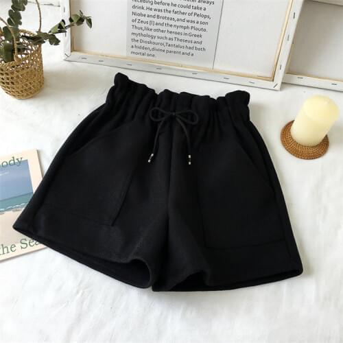 2020 new casual Joker padded tweed shorts children Korean version of loose high waist wide leg