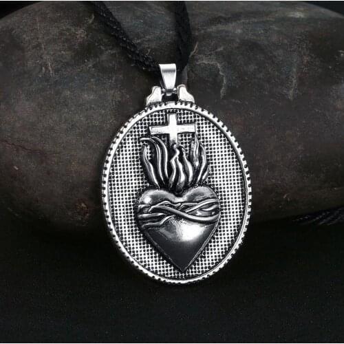 CHENGXUN Valknut Retro Sacred Heart Pendant Necklace for Women Men Jewelry Religious Men Amulet Christian Pendant Rock