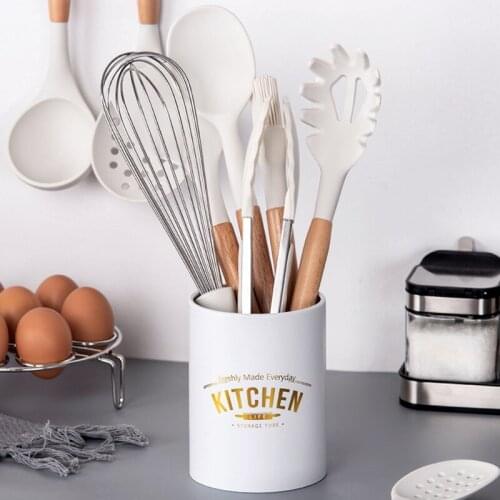 New Silicone Cooking Utensils Set Non-Stick Spatula Soup Spoon Eggbeater Food Clip Wooden Handle with Storage Box Kitchen Tool