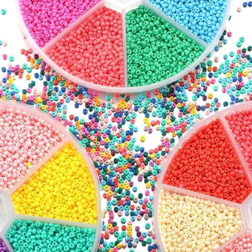 7 Colors Round Glass Seed Beads Belt Box Charm Czech Seedbeads Spacer Bead Set DIY Earrings Bracelet Necklace Jewelry Making Kit