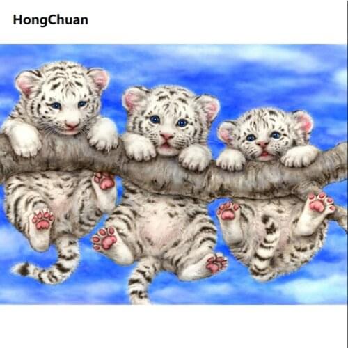 Fast delivery 5D diamond painting cute tiger DIY mural square rhinestone mosaic round embroidery home decoration gift