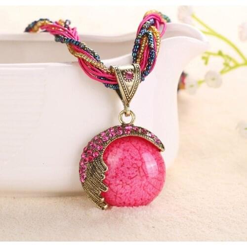 Natural Stone Pendant Necklaces Gold Color Metal Crystal Stone Handmade Long Chain Statement Necklace for Women