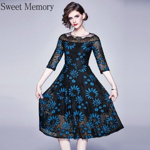 Sweet Memory Women A-line Vintage Vestidos Summer Lace Dresses 2021 Girls Work Casual Party Dress O-Neck Sexy Lady Long Robes
