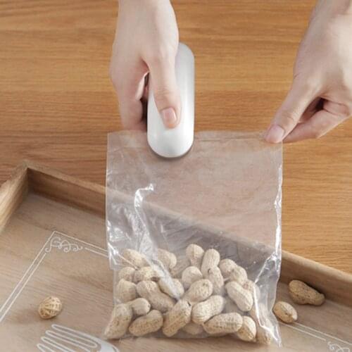 Electric Heat Sealing Machine Household Food Vacuum Impulse Sealer Portable Plastic Bag Clips Handheld Mini Bag Clips Sealing