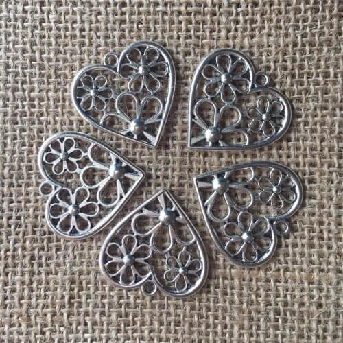 18 Pcs 29x28mm Flower Love Heart Charm for Jewelry Making Antique Silver Plated Pendant for DIY Necklace Bracelet Earring A064