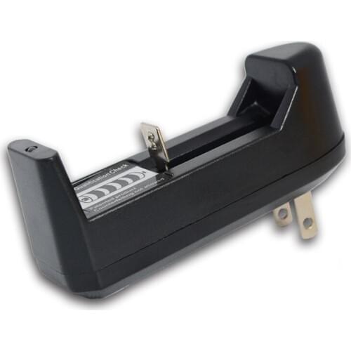 Free Shipping 4Pcs Single Path Universal 3.7V 18650 14500 18350 16430 Battery Charger For Rechargeable Batteries