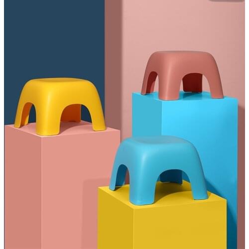 Cute Home Children Anti-slip Stool Parlor Kids Stool Bathroom Shower Low Rubber Stool Sturdy and Comfortable Shoe Changing Stool