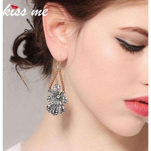 KISS ME Chic Crystal Flower Dangle Earrings 2018 Latest Alloy Vintage Earrings for Women Korean Fashion Jewelry