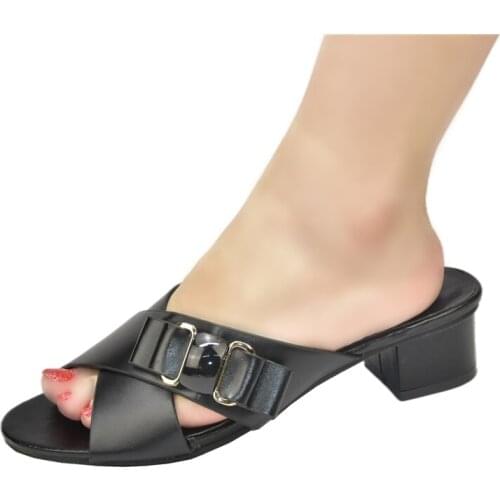 New Fashion Designer Shoes Women Luxury Luxury Women Shoes Decorated with Rhinestone Nigerian Women Eelgant Pumps for Party