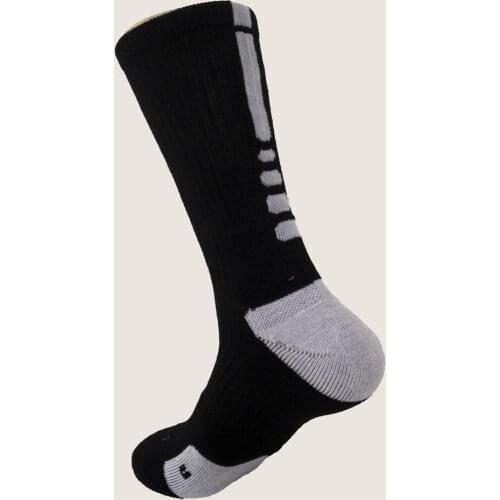2pairs /lot Mens sports socks Quick drying basketball badminton socks absorb sweat