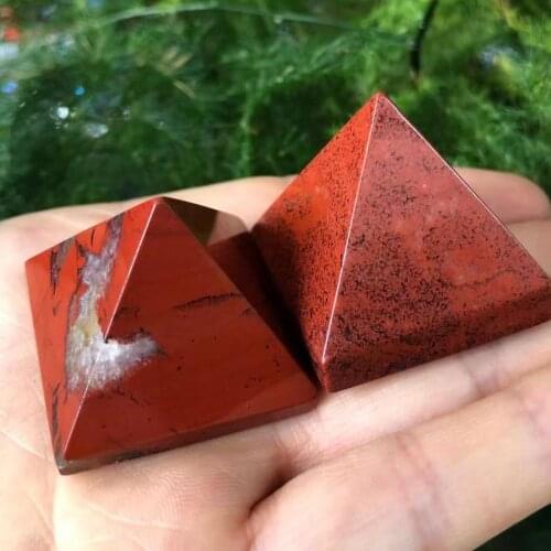 NATURAL RED JASPER MEDIUM GEMSTONE PYRAMID 28-30mm