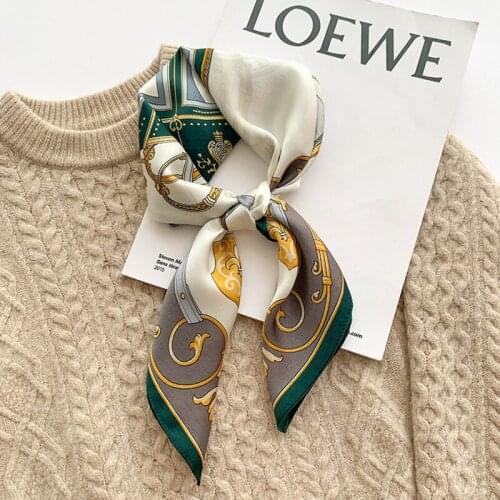 New fashion small square scarf female carriage printed multifunctional Decorative summer sunscreen scarf Headband tyin gift