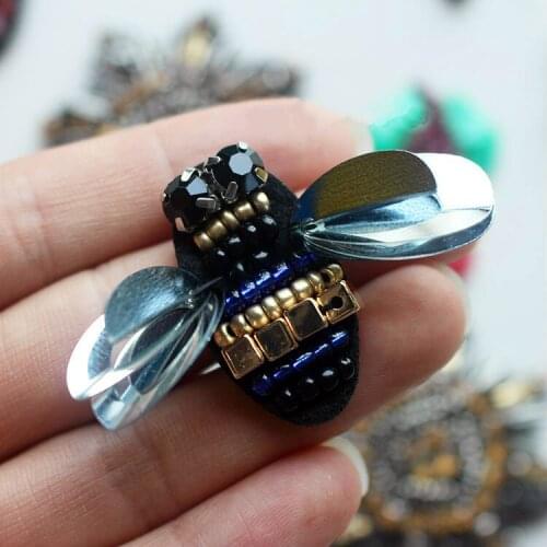 1Pcs Beaded Bee Patch for Clothing Sewing on Rhinestone Beading Applique Jackets Shoes Bags Jeans DIY Decoration Patches