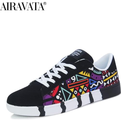 Men Skateboarding Shoes Fashion New Youth Trend Canvas Shoes Popular Comfortable Sneakers Breathable Totem Casual Shoes