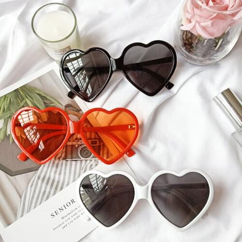 Women New Retro Heart Shape Sunglasses Love Sunglasses cut red Decorative Glasses shades for women