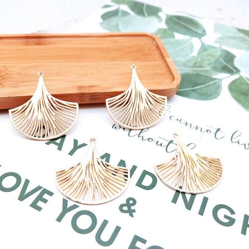 10Pcs Hollow Out Leaves Charms Sector Leaf Alloy Pendant Earring Jewelry Accessories DIY Electroplating Does Not Fade YZ224