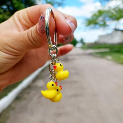 Cute Little Yellow Acrylic Plastic DUCK Key Chain Dancing Duck Keychain Couples Women Friend Gift Bag Pendant Accessory Keyring