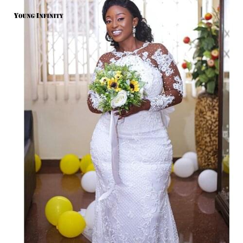 Glamourous Mermaid Wedding Dresses 2021 Long Sleeves Bridal Gown Lace Up Back Scoop Chapel Train Applique White Plus Size Bride