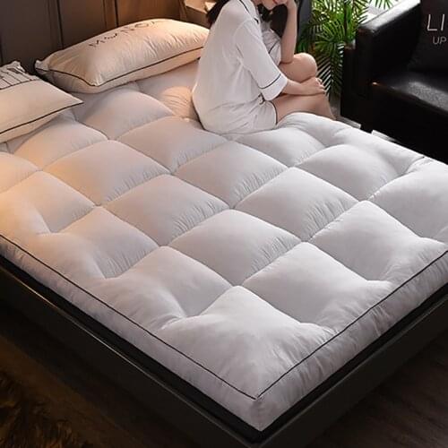 Home Textile Floor Tatami Keep Warm in Winter Mattress Student Dormitory Single And Double Full Size Bed Mattress Product