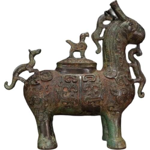 Chinas second-hand goods -- bronze qizun in the Western Zhou Dynasty