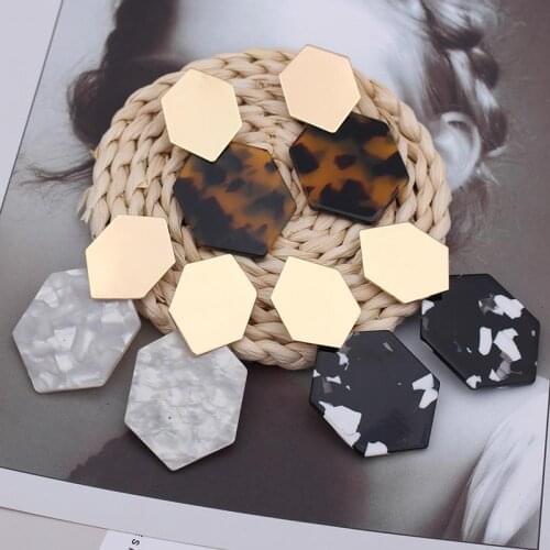Korean Gold Color Acrylic Earrings for Women Fashion Leopard Resin Metal Drop Dangle Earring 2019 Statement Geometric Earrings