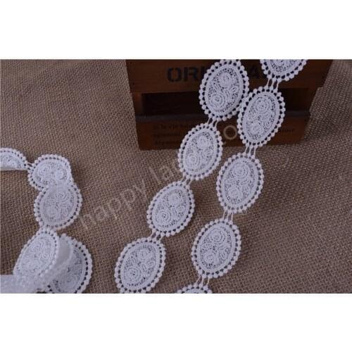 28yards GOOD QUALITY White Oval shape soft Milk Silk Lace Applique Wedding Trim Size :3.5*4.5cm