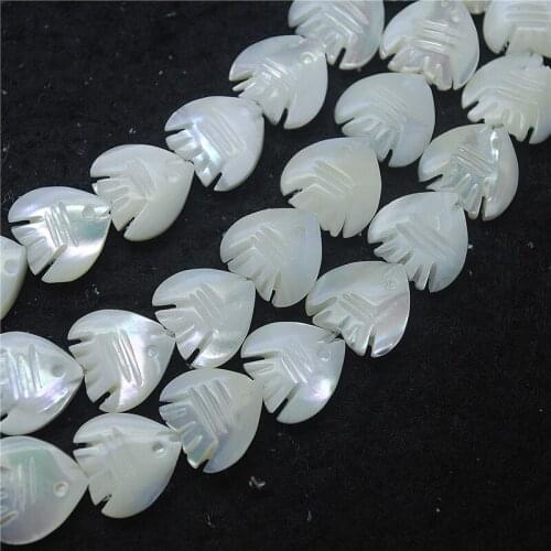 36PCS Nature Saltwater Shell Beads Mother Of Pearl Strings Fish Shape 12x12MM For Womens Bracelets Making Accessories Free Ships