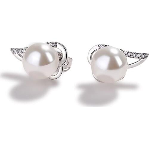 Exquisite Silver Plated Angel Wing Pearl Stud Earrings for Women Girls Daily Sweet Earrings Birthda Banquet Gifts Fine Jewelry