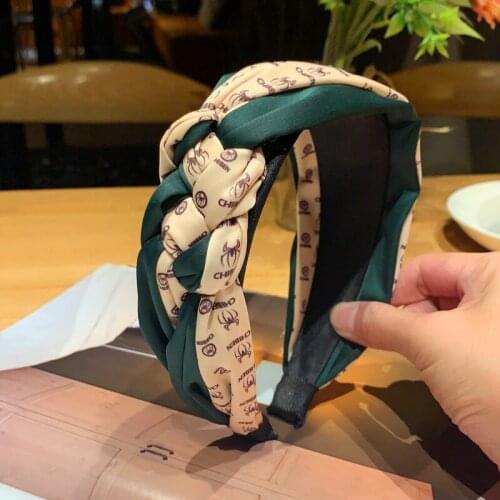 Hair Accessories Twisted Striped Hairband Womens Simple Wide-brimmed Hairpin Satin Western Style Headband Headwear