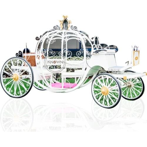 White Color Pumpkin Style Horse Carriage Cart Luxury Level Princess Wedding Carriages For Sale Can Customized Color