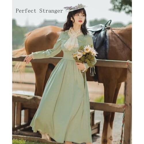 2021 Spring Autumn New Arrival Retro Flower Embroidery Tie Collect Waist Long Sleeve Women Long Dress Light Green