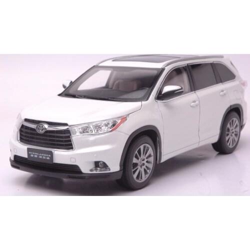 1:18 Diecast Model for Toyota Highlander 2015 White SUV Alloy Toy Car Miniature Collection Gifts