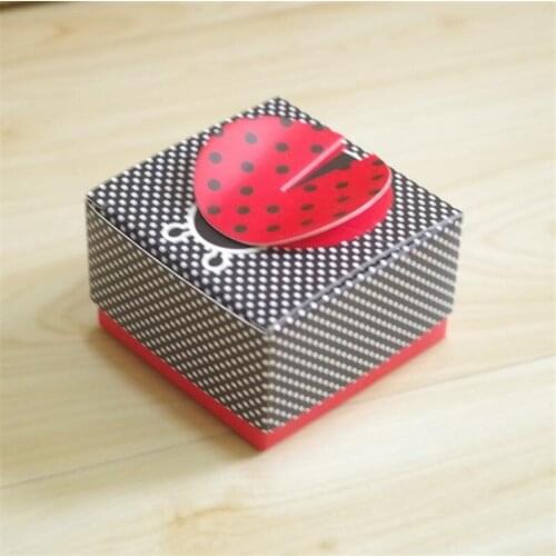 20pcs/lot Creative 3D Ladybug Sweet Candy Box Red Black Dot Color BaBy Shower Birthday Party Candy Box Wedding Favor Gift Box
