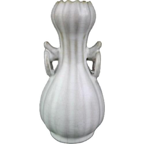 Chinese Old Porcelain Crackle Glaze White Glazed Double Ear Vase