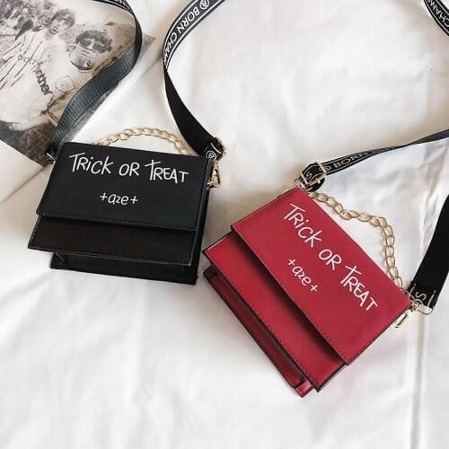 Womens Hong Kong style shoulder bag retro texture female bag fashion small bag new trend Korean shoulder messenger bag