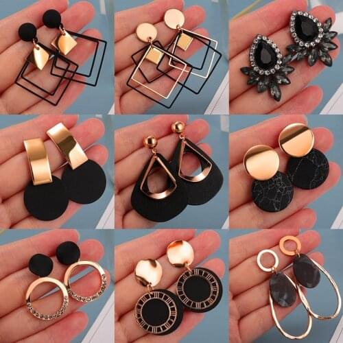 Bilandi Fashion Statement Earrings For Women Golden Plating Black Cute Arcylic Geometric Dangle Drop Earings Modern Jewelry