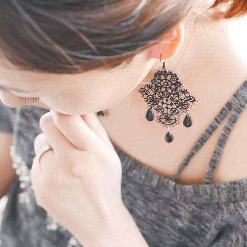 Vintage Black Lace Dangle Drop Earrings For Women Lace Hollow Out Flower Long Earring Gothic Bijoux Accessories