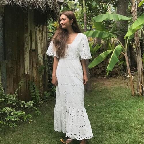 Floral Crochet Summer Long Maxi Dress Women Hollow Out Split Short Sleeve Square Collar Mermaid Dress White Elegant Party B210