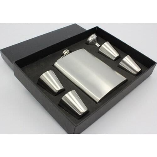 50sets/lot Free shipping 8oz stainless steel hip flask gift set with 4 cups funnel set Men carry outdoor flagont birthday gift